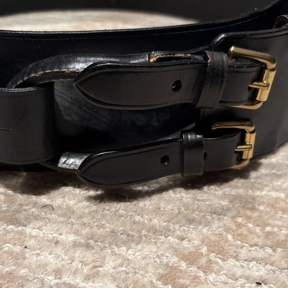 Ralph Lauren Black Leather Belt with Gold Buckles - Picture 2 of 5
